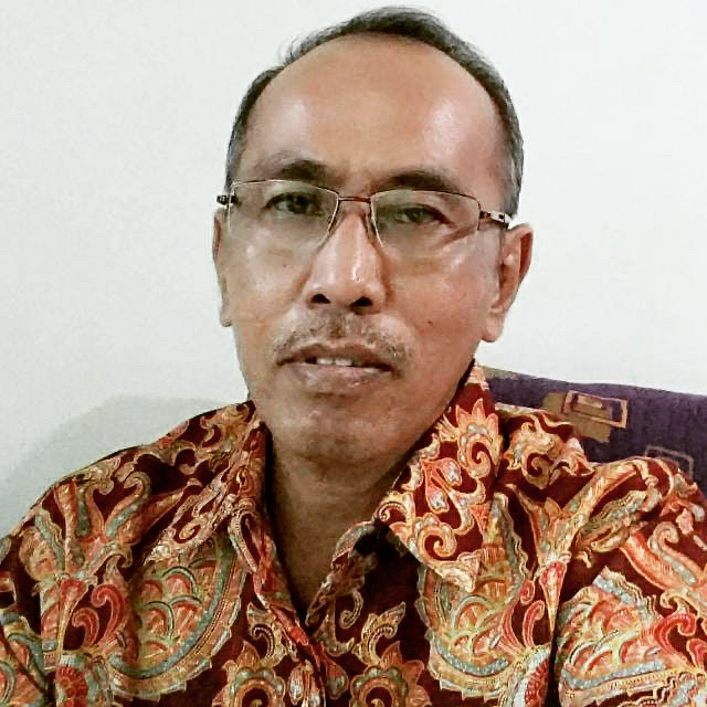 Firatmo Sanyoto - Owner Mahkota Tikar — hp : 817-300-504